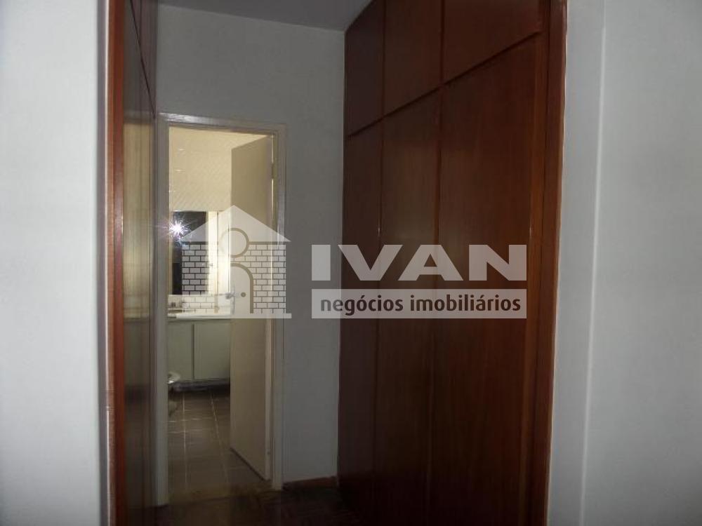 Alugar Casa / Padrão em Uberlândia R$ 2.350,00 - Foto 23