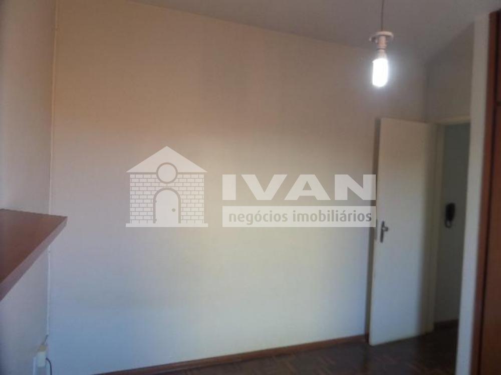 Alugar Casa / Padrão em Uberlândia R$ 2.350,00 - Foto 28