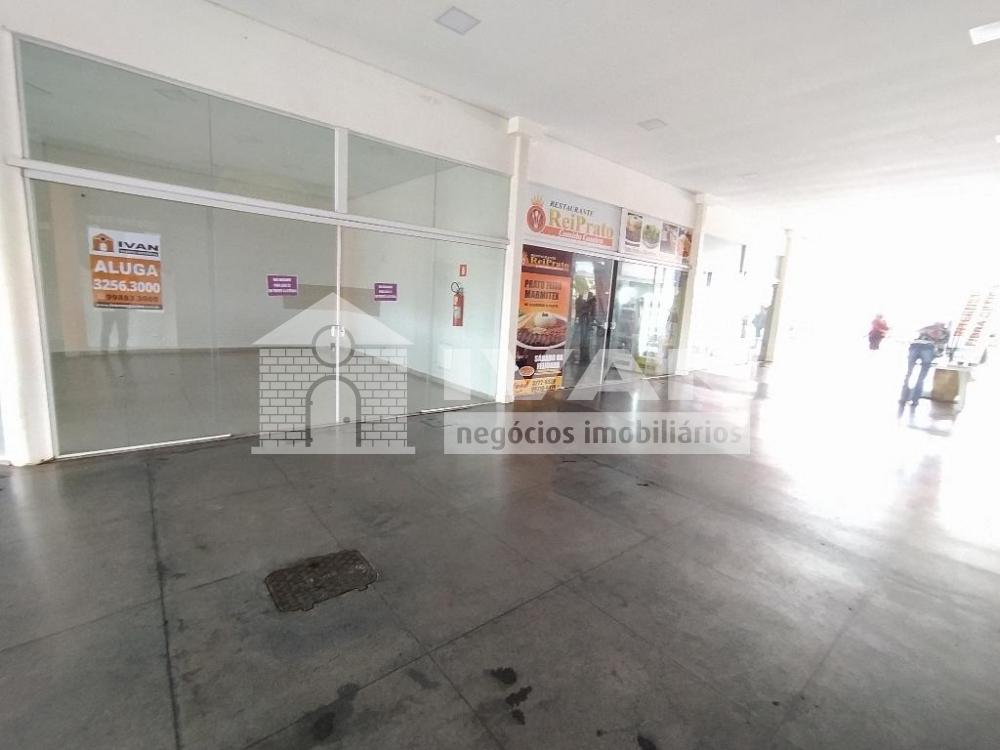 Alugar Comercial / Loja em Uberlândia R$ 2.147,00 - Foto 1
