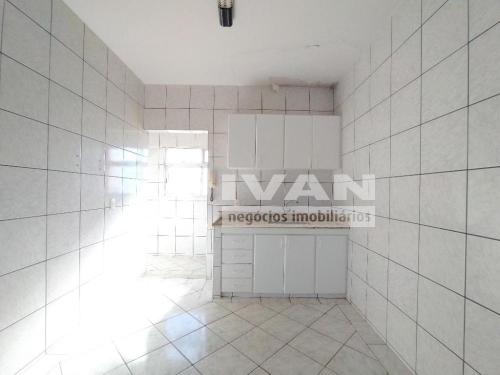 Alugar Apartamento / Padrão em Uberlândia R$ 1.800,00 - Foto 10