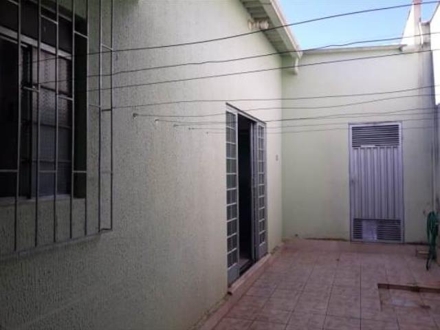 Comprar Casa / Padrão em Uberlândia R$ 430.000,00 - Foto 12