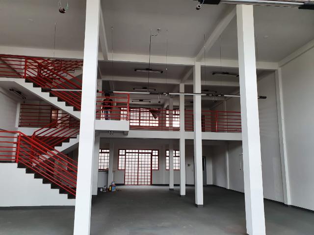 Alugar Comercial / Prédio em Uberlândia R$ 13.000,00 - Foto 8