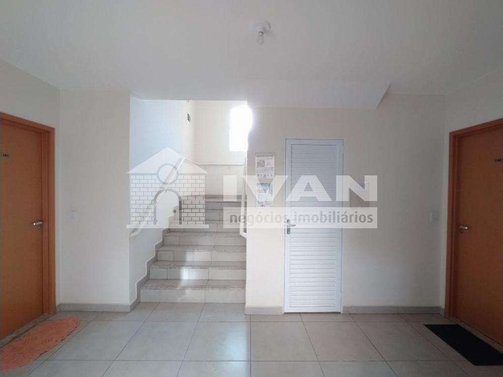 Alugar Apartamento / Padrão em Uberlândia R$ 1.850,00 - Foto 7