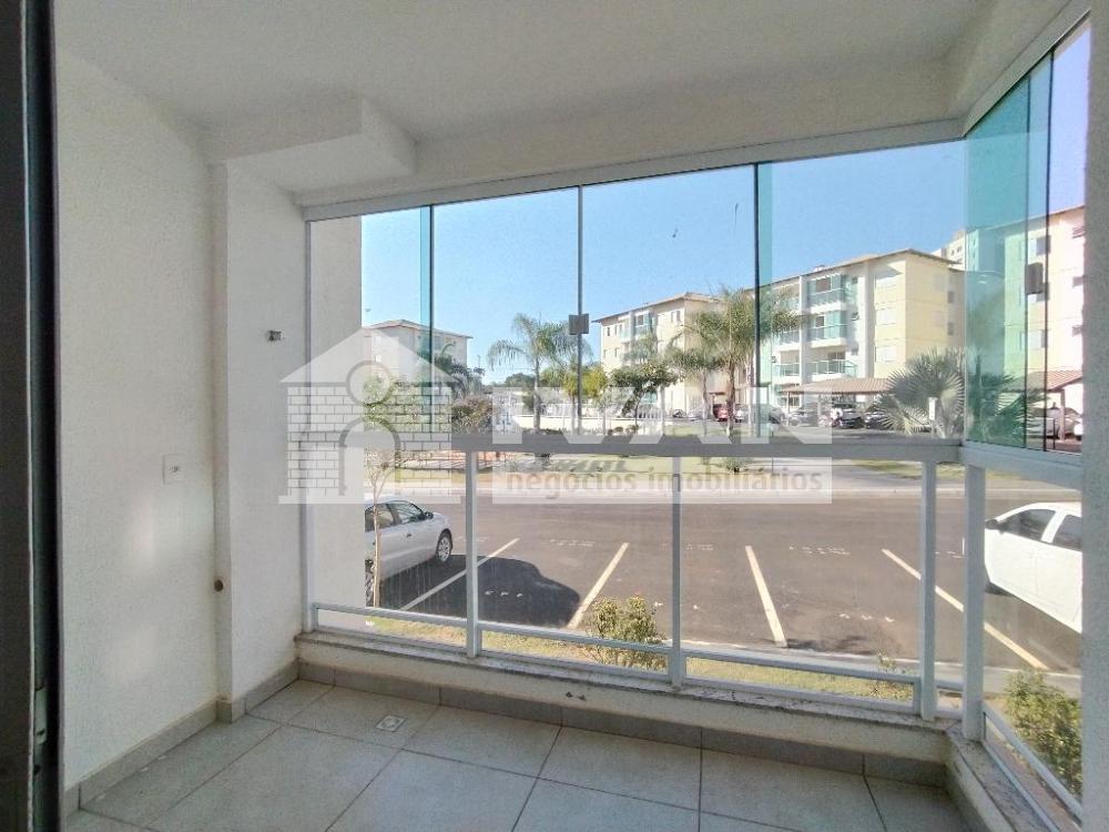 Alugar Apartamento / Padrão em Uberlândia R$ 1.850,00 - Foto 11