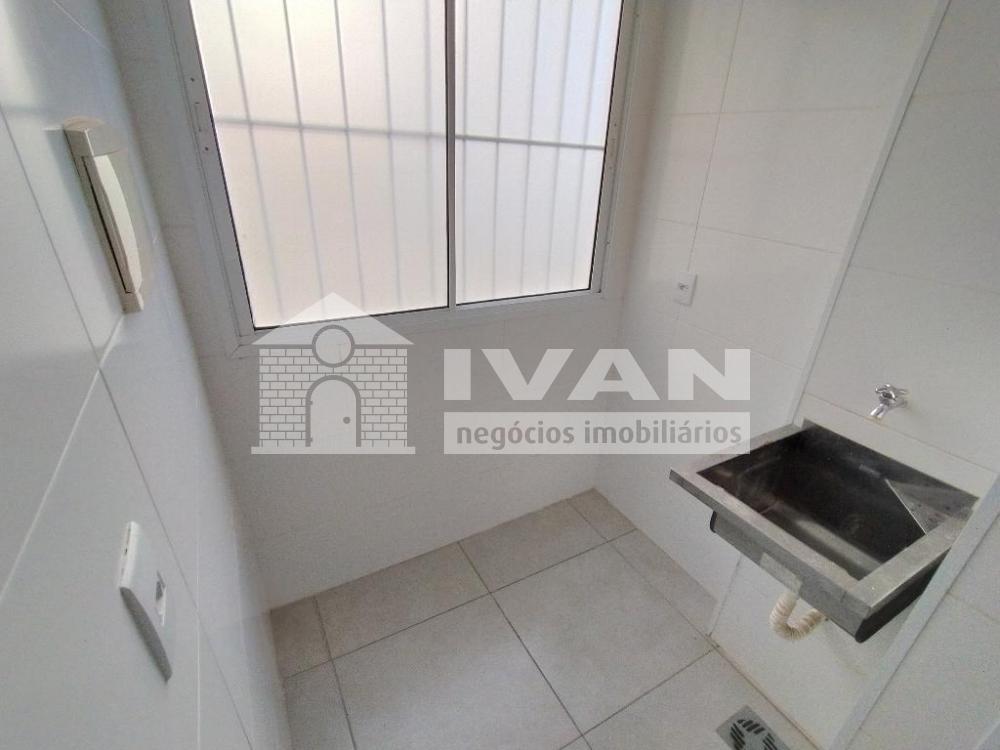 Alugar Apartamento / Padrão em Uberlândia R$ 1.850,00 - Foto 15