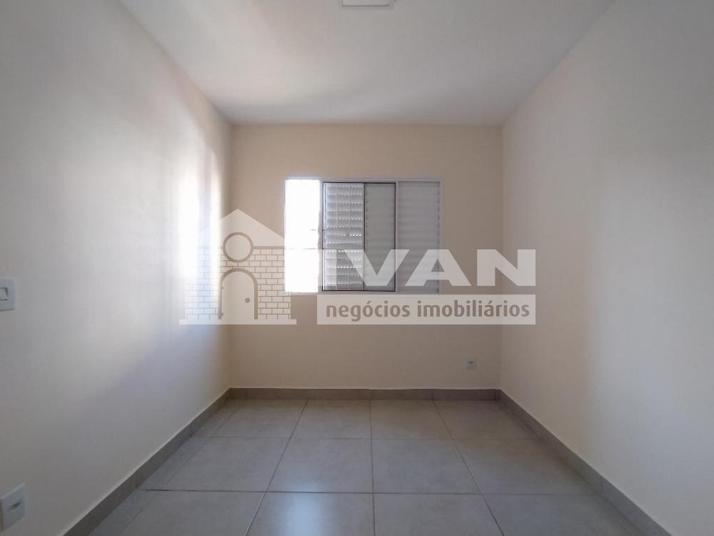Alugar Apartamento / Padrão em Uberlândia R$ 1.850,00 - Foto 18