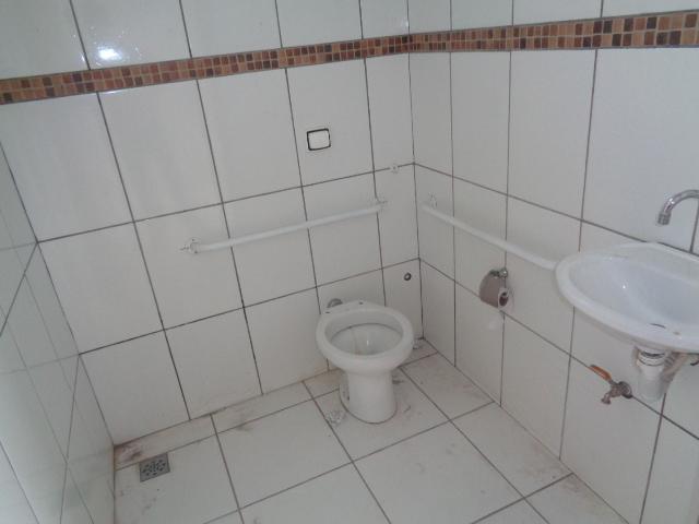 Comprar Comercial / Cômodo em Uberlândia - Foto 9