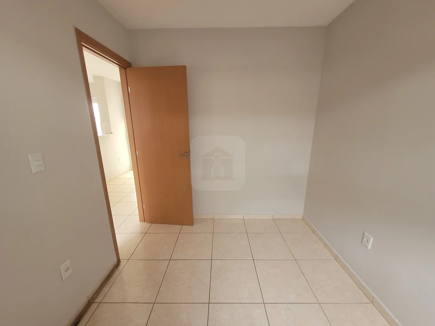 Alugar Apartamento / Padrão em Uberlândia R$ 950,00 - Foto 13