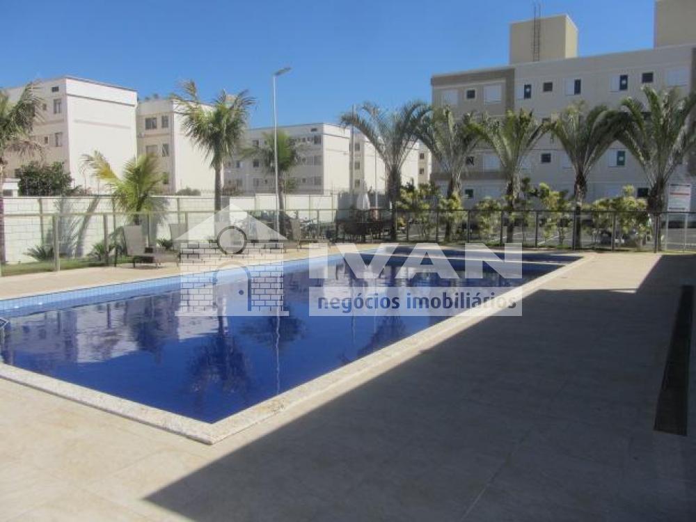 Alugar Apartamento / Padrão em Uberlândia R$ 950,00 - Foto 16