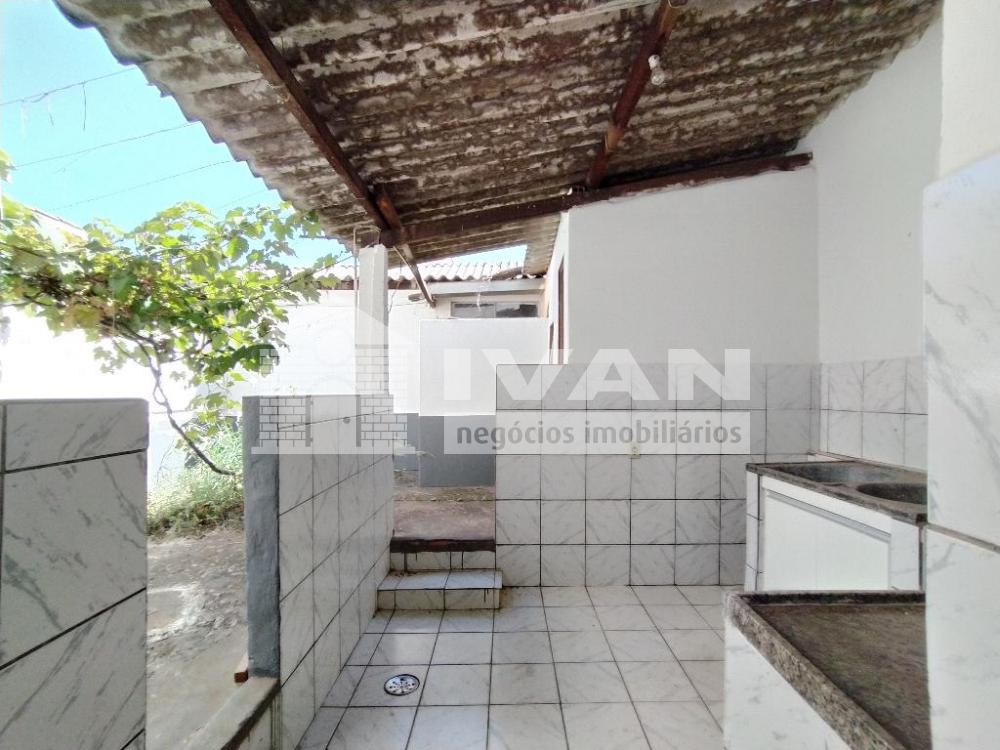 Alugar Casa / Colônia em Uberlândia R$ 950,00 - Foto 6