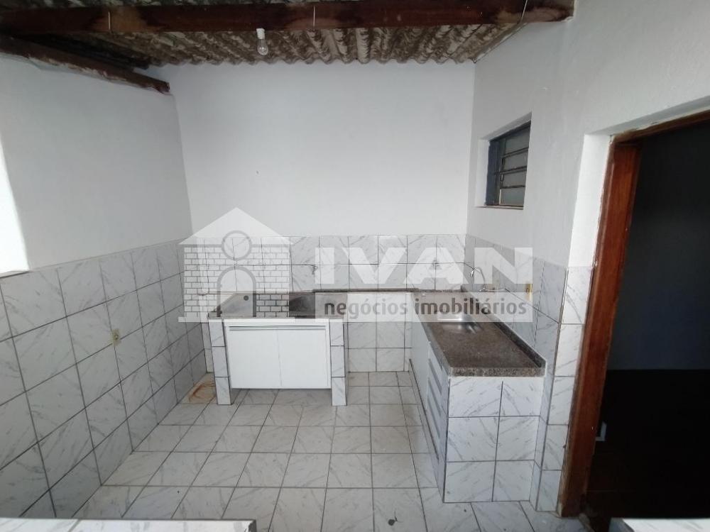 Alugar Casa / Colônia em Uberlândia R$ 950,00 - Foto 7