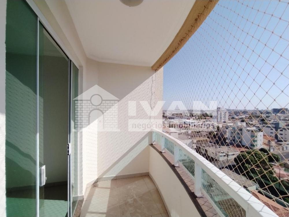 Alugar Apartamento / Padrão em Uberlândia R$ 2.800,00 - Foto 14