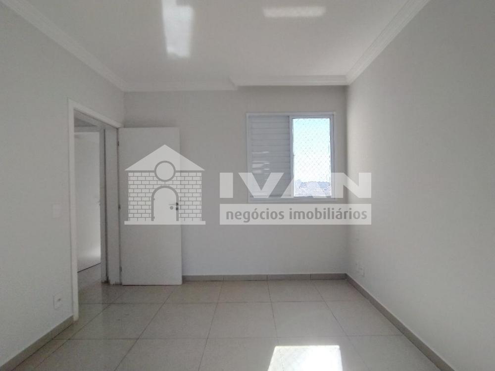 Alugar Apartamento / Padrão em Uberlândia R$ 2.800,00 - Foto 25