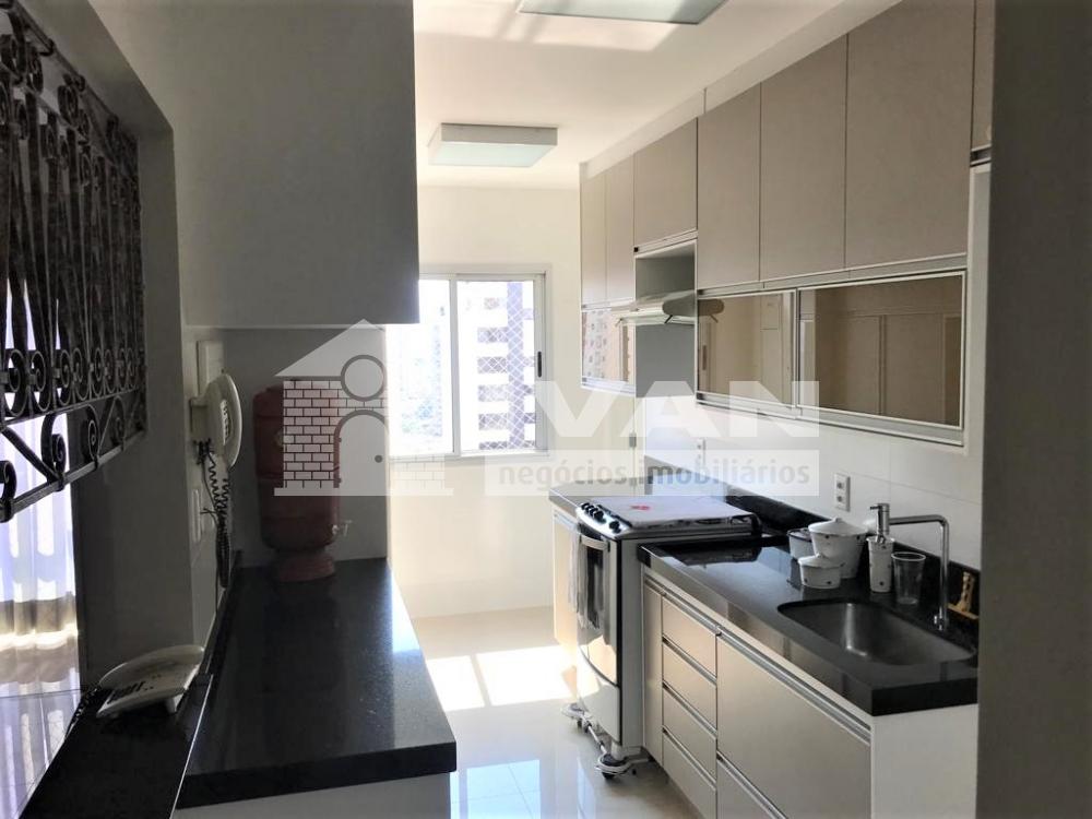 Comprar Apartamento / Padrão em Uberlandia R$ 360.000,00 - Foto 9