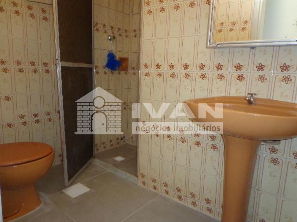 Alugar Apartamento / Padrão em Uberlândia R$ 1.100,00 - Foto 15