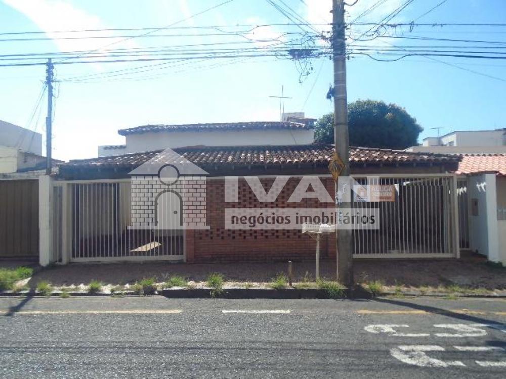 Alugar Casa / Padrão em Uberlândia R$ 3.800,00 - Foto 1 Alugar Casa / Padrão em Uberlândia R$ 3.800,00 - Foto 1
