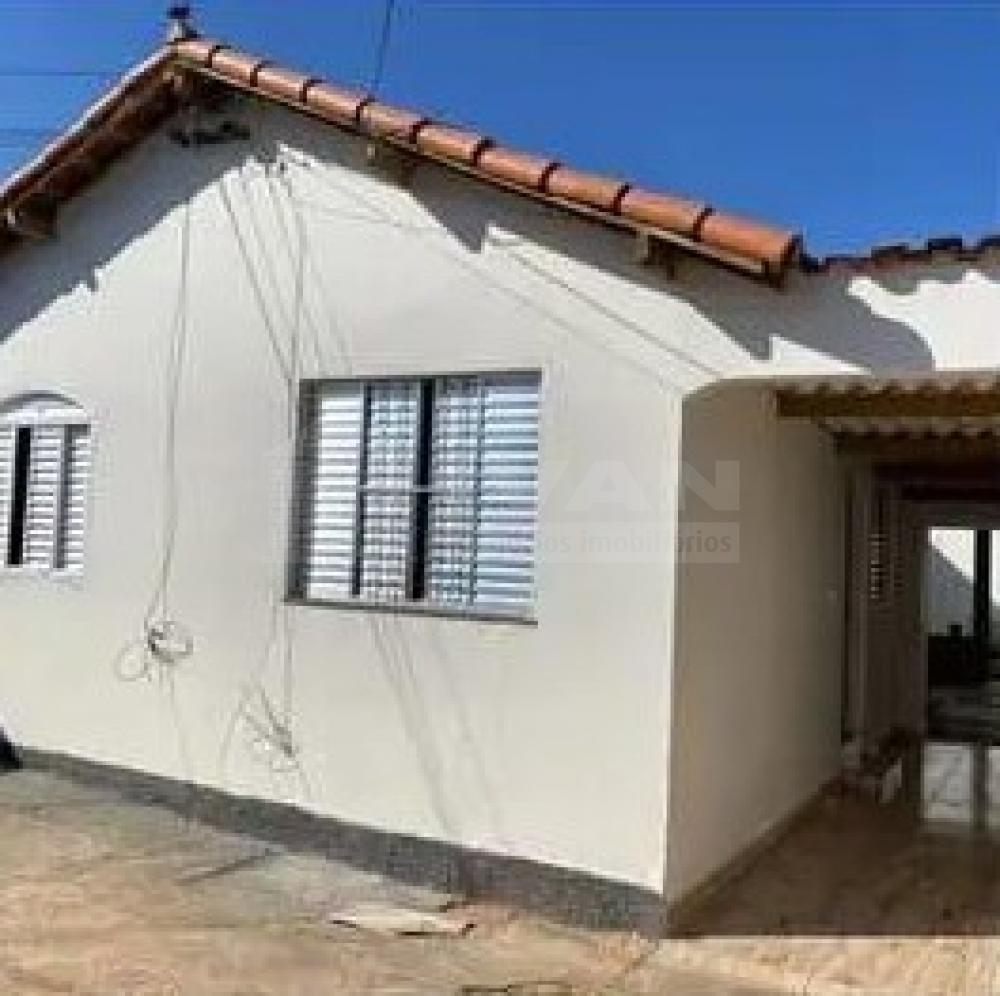 Comprar Casa / Padrão em Uberlândia R$ 275.000,00 - Foto 2