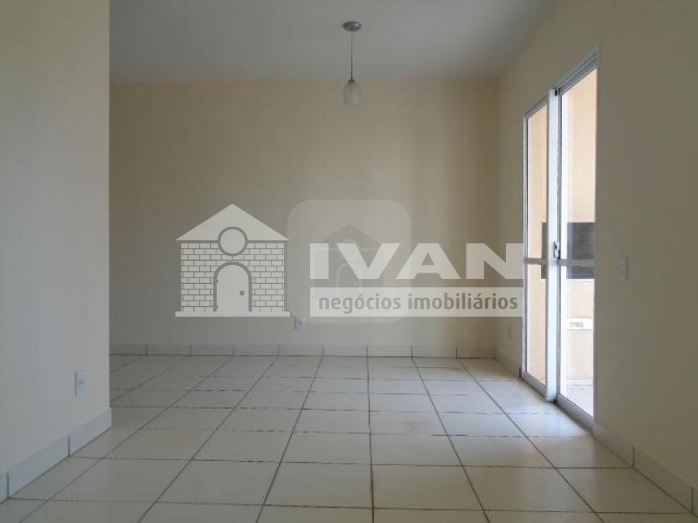 Comprar Apartamento / Padrão em Uberlândia R$ 220.000,00 - Foto 13
