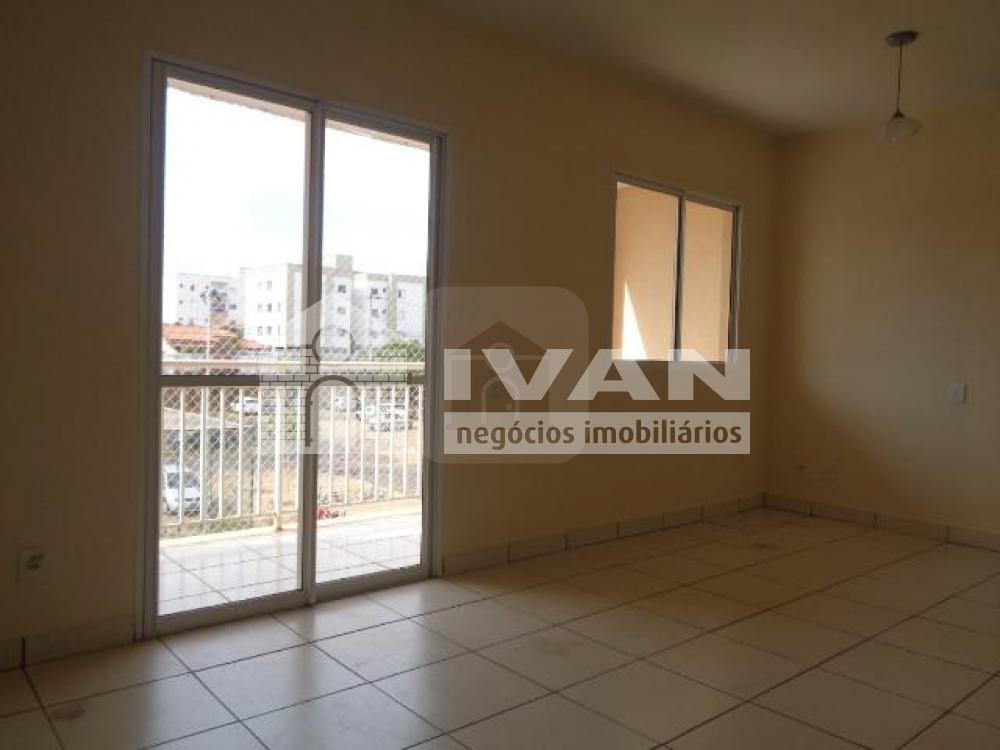 Comprar Apartamento / Padrão em Uberlândia R$ 220.000,00 - Foto 15