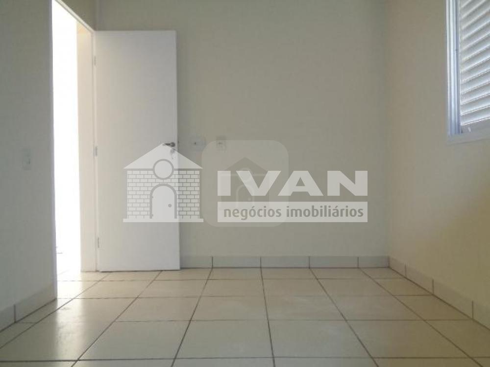 Comprar Apartamento / Padrão em Uberlândia R$ 220.000,00 - Foto 17