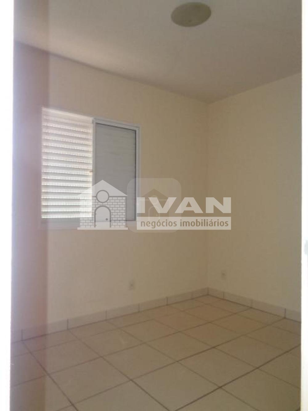 Comprar Apartamento / Padrão em Uberlândia R$ 220.000,00 - Foto 19