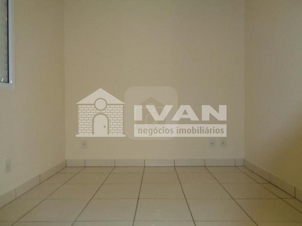 Comprar Apartamento / Padrão em Uberlândia R$ 220.000,00 - Foto 21
