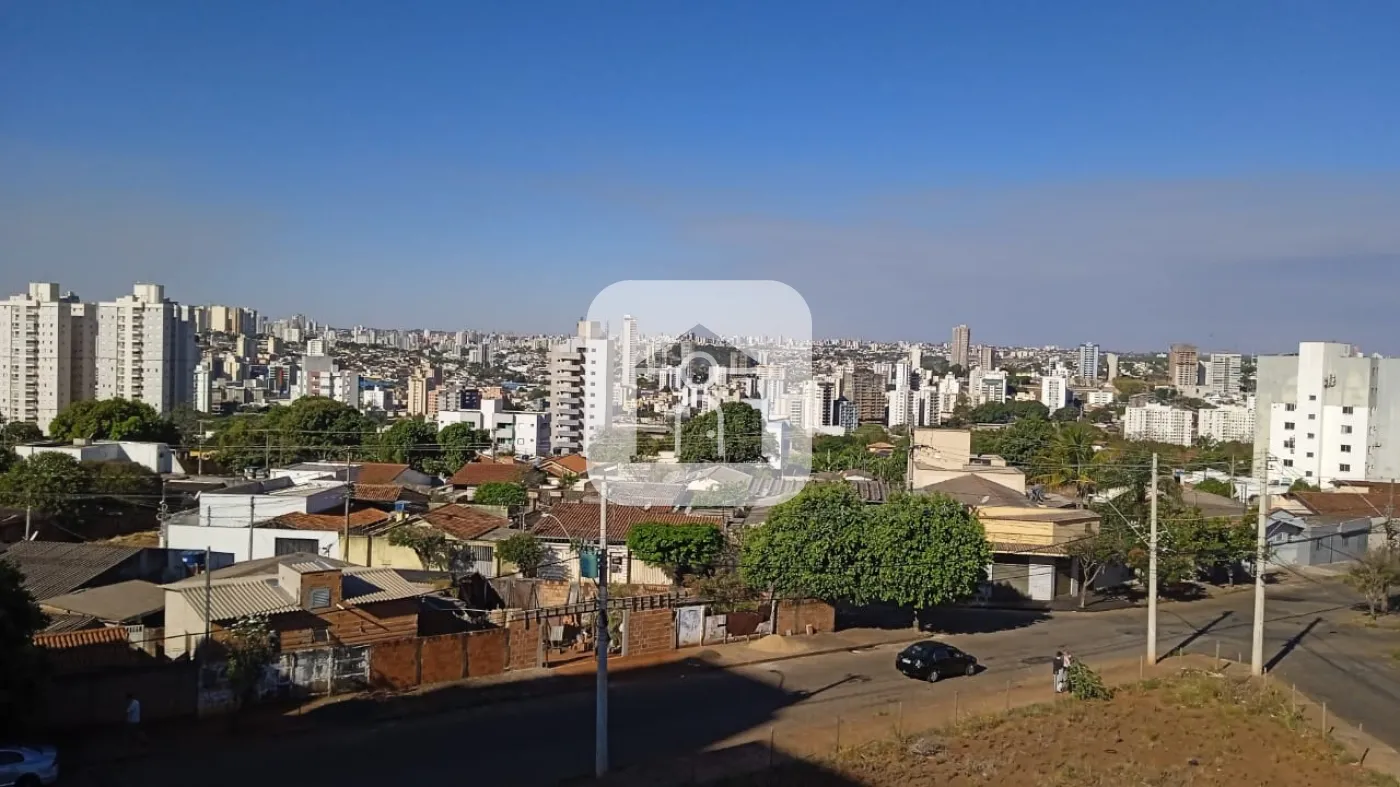 Alugar Apartamento / Padrão em Uberlândia R$ 800,00 - Foto 1