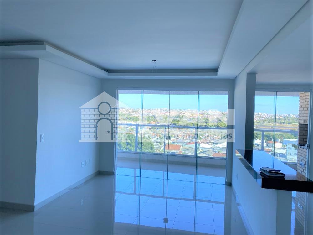 Comprar Apartamento / Padrão em Uberlândia R$ 770.000,00 - Foto 5