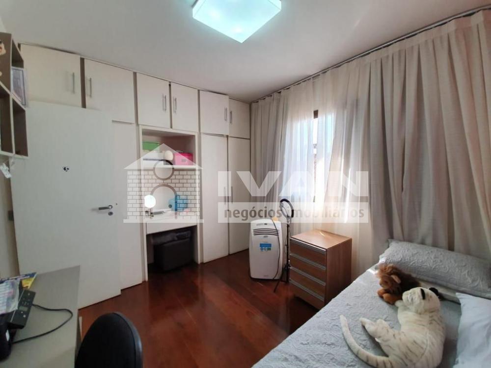 Comprar Apartamento / Padrão em Uberlândia R$ 812.000,00 - Foto 12