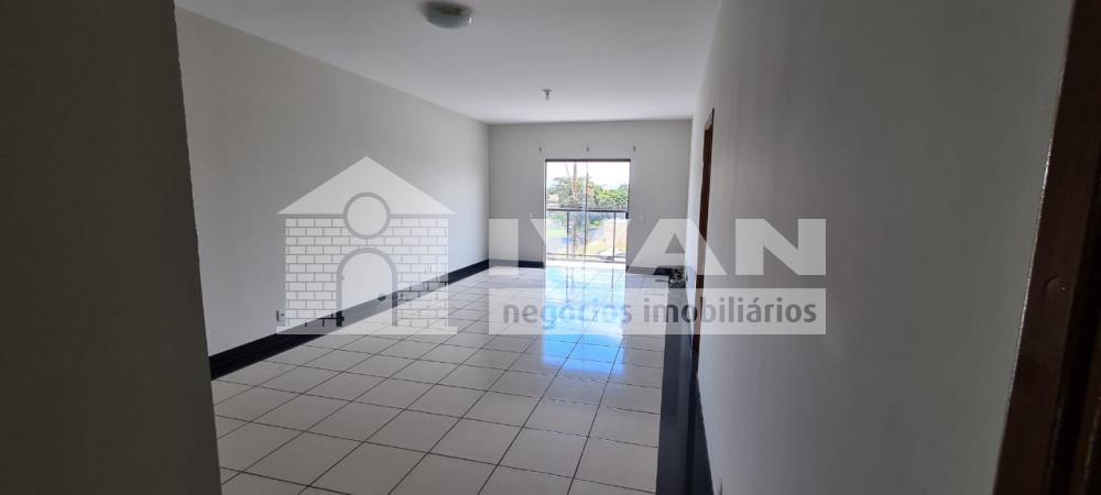 Alugar Apartamento / Sobrado em Uberlândia R$ 4.200,00 - Foto 5
