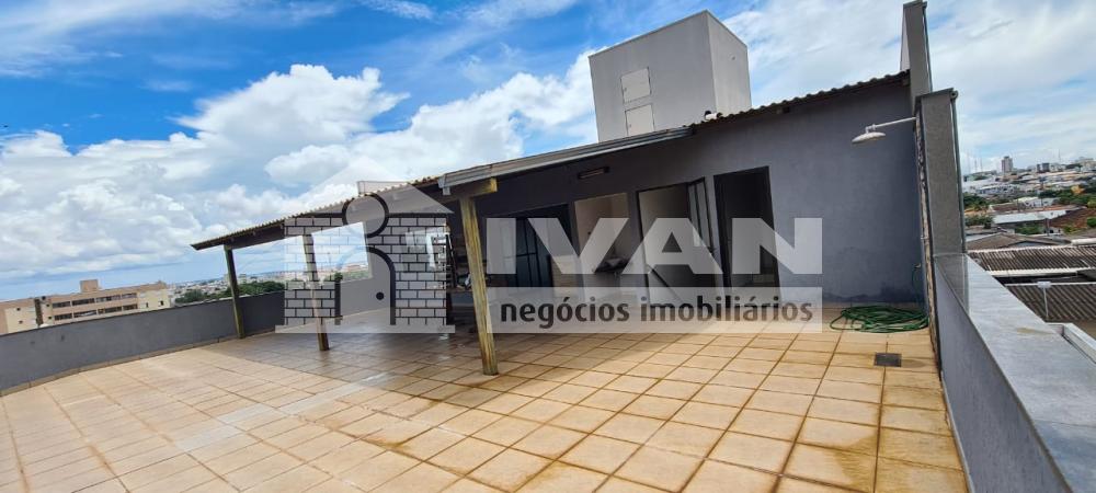 Alugar Apartamento / Sobrado em Uberlândia R$ 4.200,00 - Foto 18