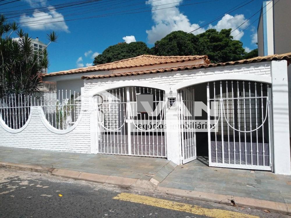 Comprar Casa / Padrão em Uberlândia R$ 650.000,00 - Foto 1