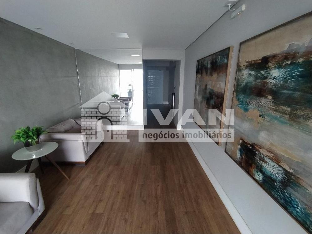 Alugar Apartamento / Padrão em Uberlândia R$ 2.500,00 - Foto 5