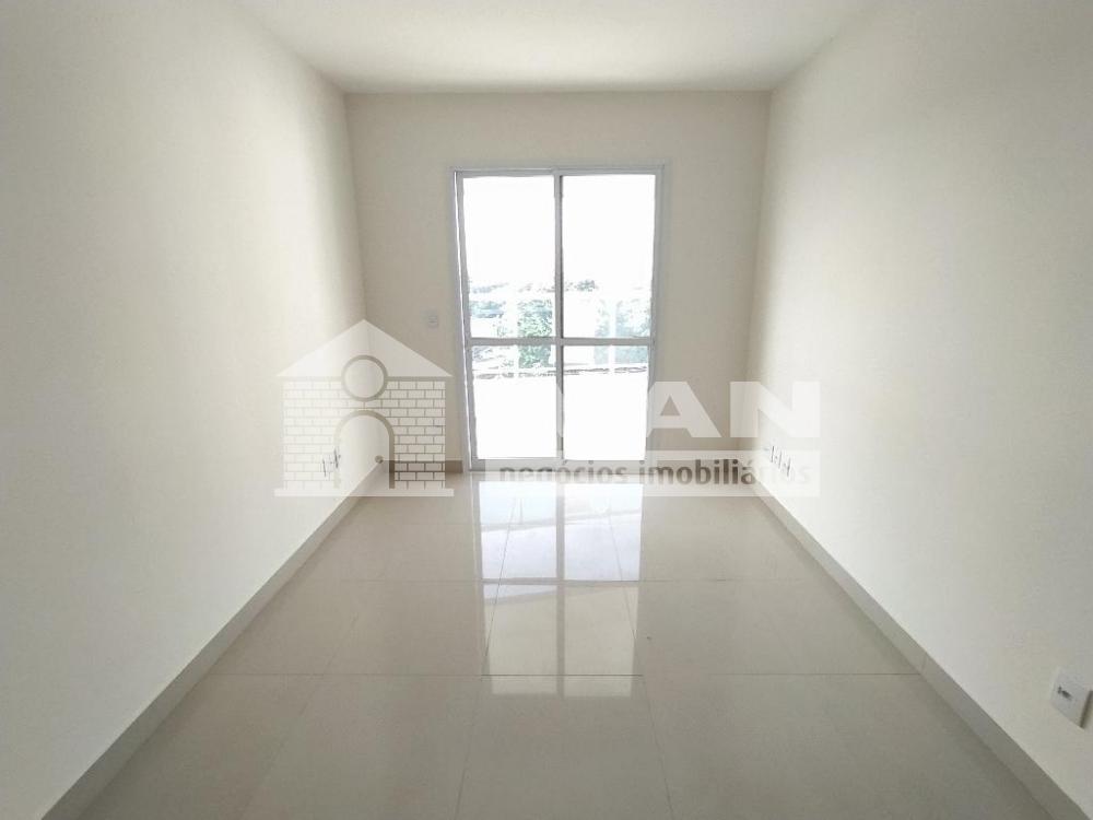 Alugar Apartamento / Padrão em Uberlândia R$ 2.500,00 - Foto 6