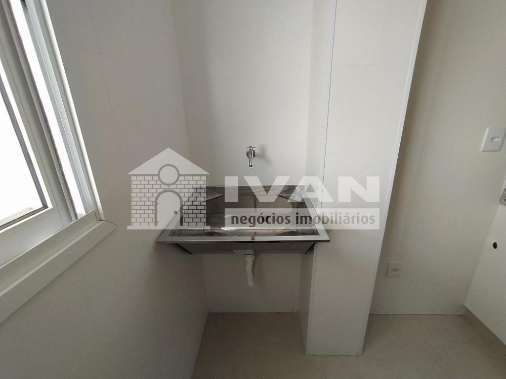 Alugar Apartamento / Padrão em Uberlândia R$ 2.500,00 - Foto 11
