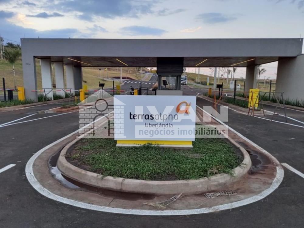 Comprar Terreno / Condomínio em Uberlandia R$ 241.500,00 - Foto 1 Comprar Terreno / Condomínio em Uberlandia R$ 241.500,00 - Foto 1