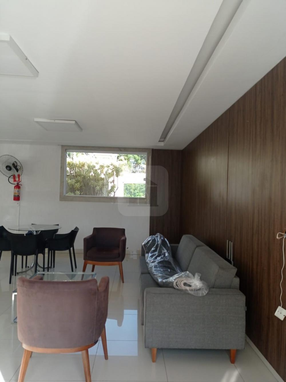 Alugar Apartamento / Padrão em Uberlandia R$ 3.000,00 - Foto 9
