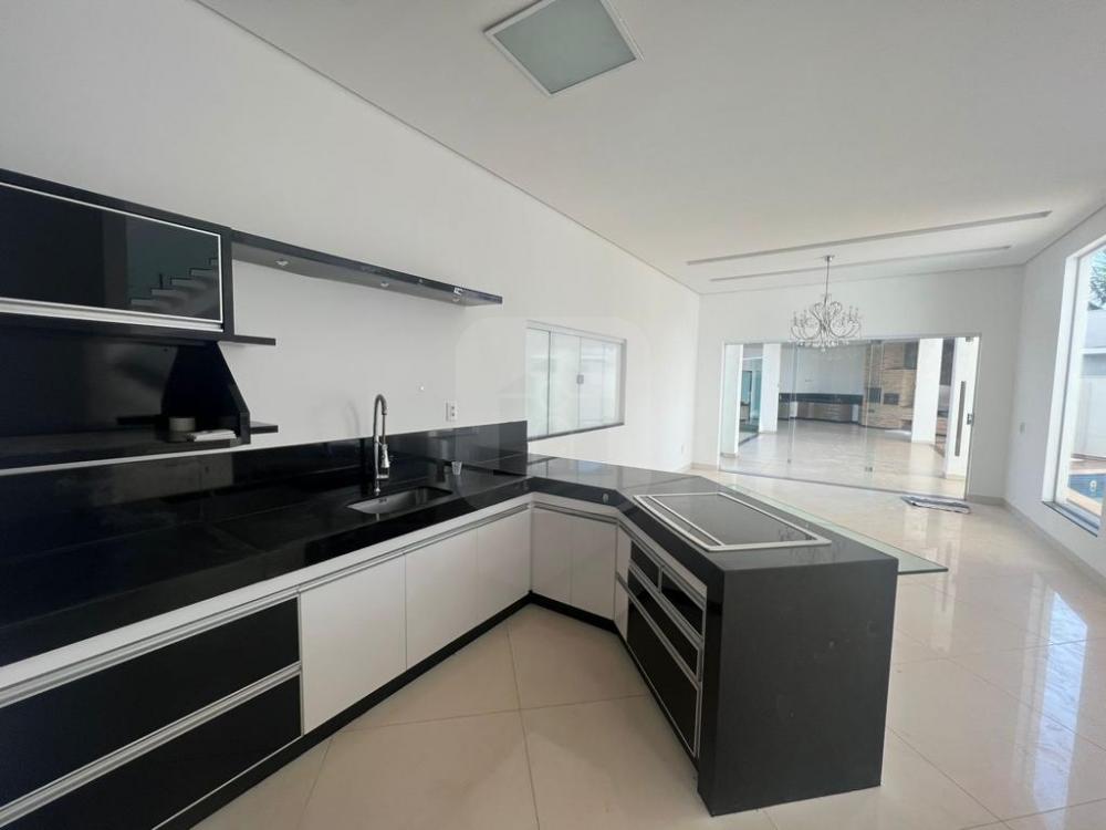 Alugar Casa / Condomínio em Uberlandia R$ 10.000,00 - Foto 20