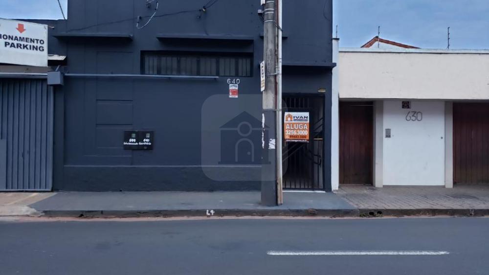 Alugar Comercial / Casa Comercial em Uberlândia R$ 1.700,00 - Foto 1 Alugar Comercial / Casa Comercial em Uberlândia R$ 1.700,00 - Foto 1