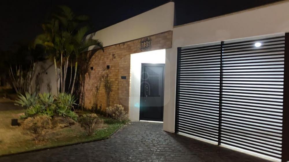 Alugar Casa / Padrão em Uberlândia R$ 10.000,00 - Foto 1 Alugar Casa / Padrão em Uberlândia R$ 10.000,00 - Foto 1
