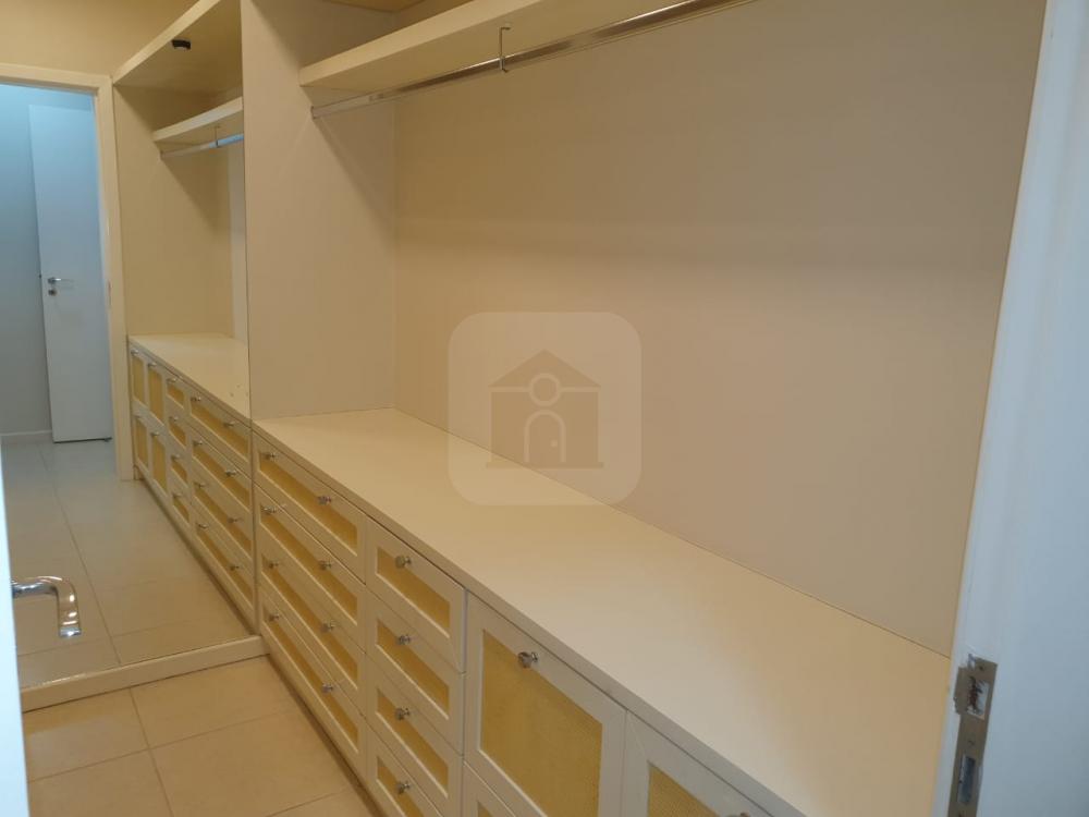 Comprar Casa / Condomínio em Uberlandia R$ 1.980.000,00 - Foto 28