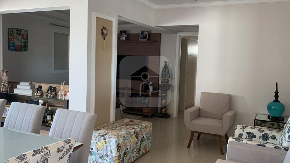 Comprar Apartamento / Padrão em Uberlândia R$ 640.000,00 - Foto 1