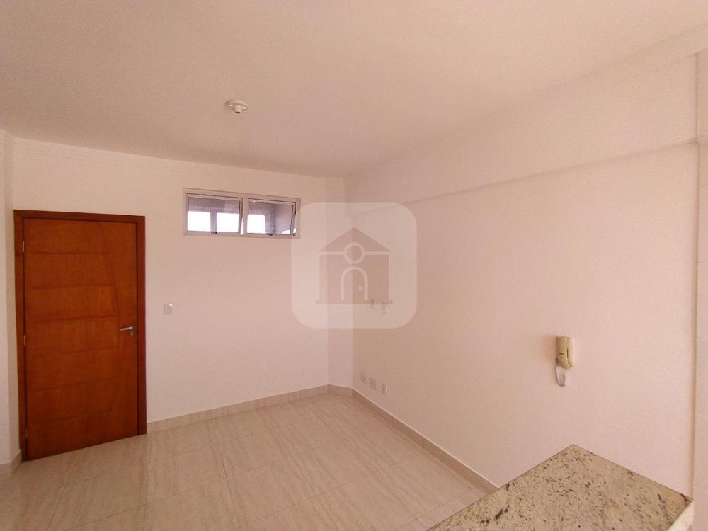 Comprar Apartamento / Padrão em Uberlândia R$ 195.000,00 - Foto 8