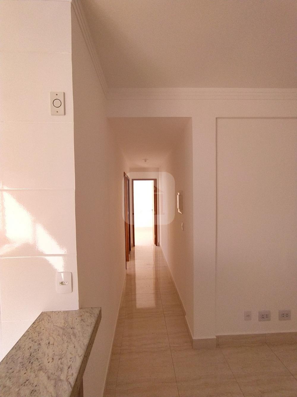 Comprar Apartamento / Padrão em Uberlândia R$ 195.000,00 - Foto 9