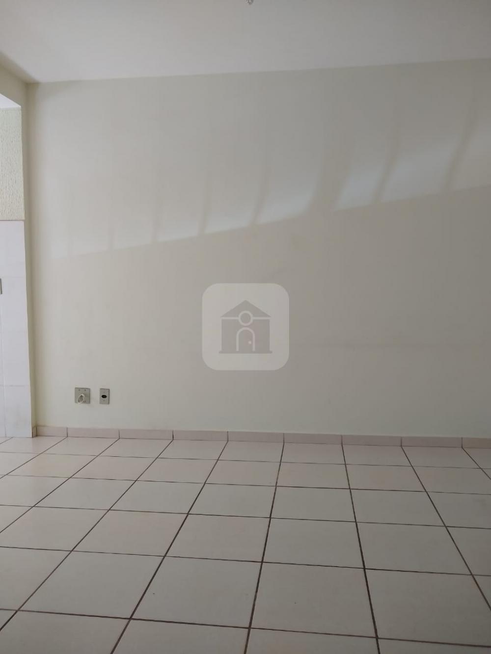Comprar Apartamento / Loft em Uberlandia R$ 80.000,00 - Foto 9