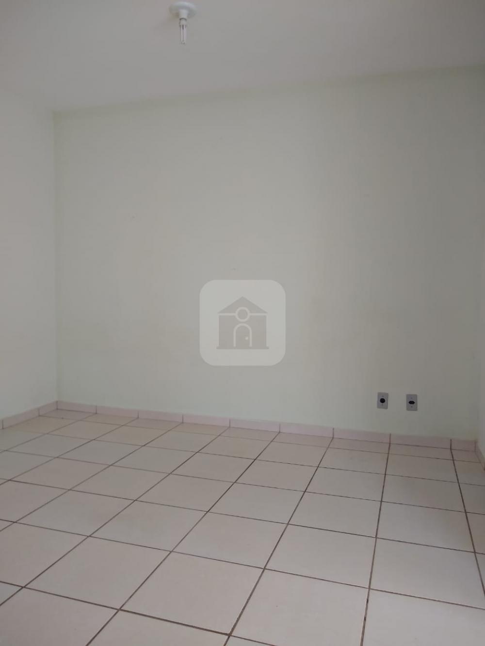 Comprar Apartamento / Loft em Uberlandia R$ 80.000,00 - Foto 10