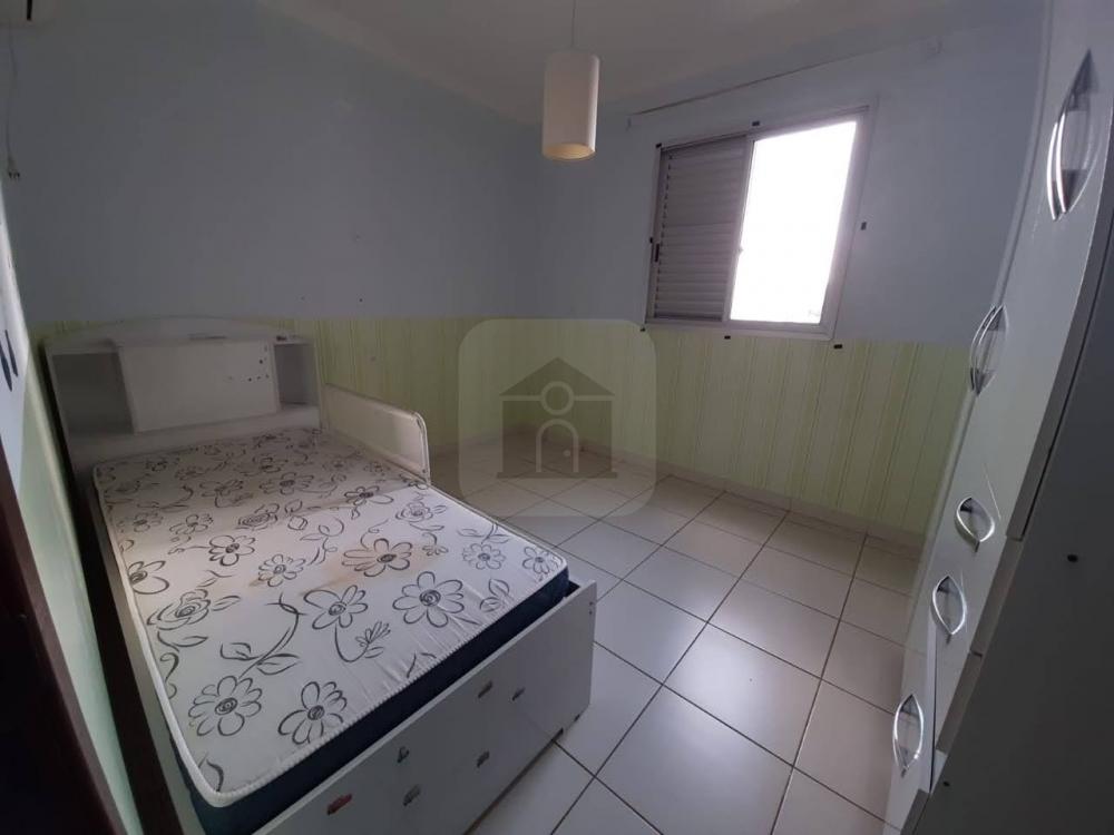 Comprar Apartamento / Padrão em Uberlândia R$ 270.000,00 - Foto 9