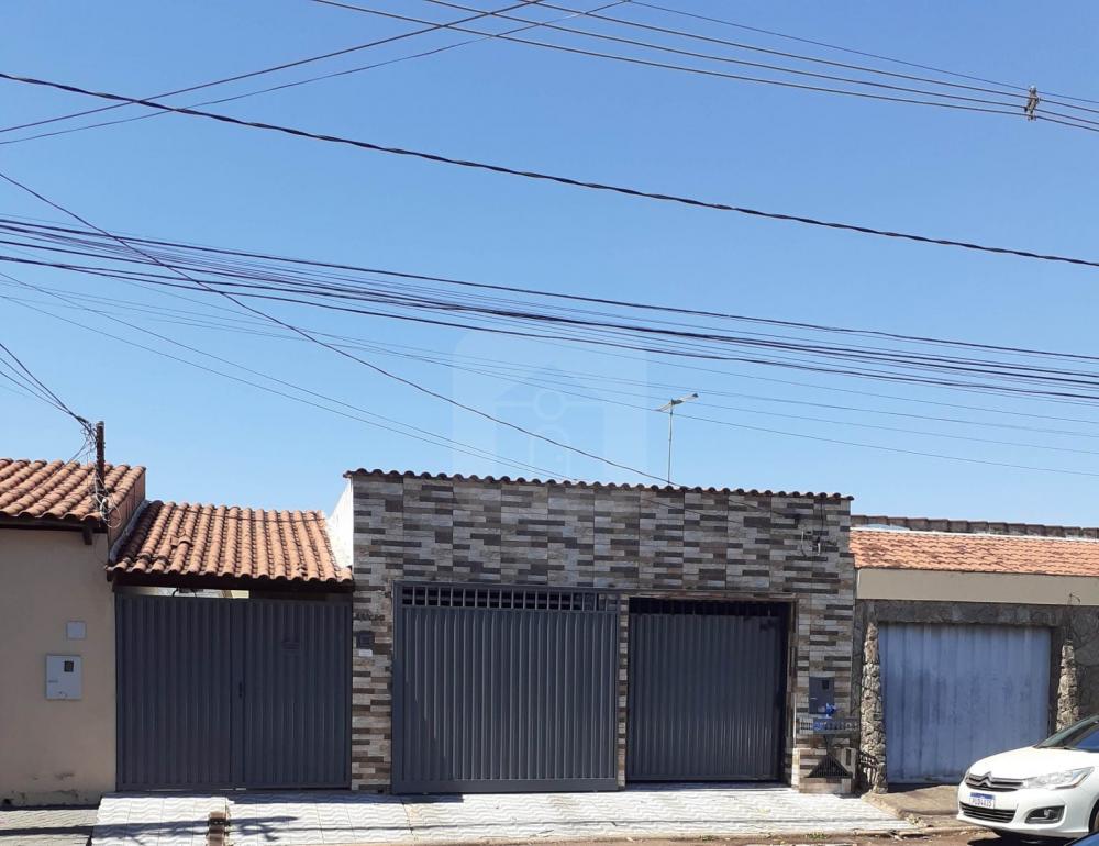 Comprar Casa / Padrão em Uberlândia R$ 380.000,00 - Foto 1 Comprar Casa / Padrão em Uberlândia R$ 380.000,00 - Foto 1