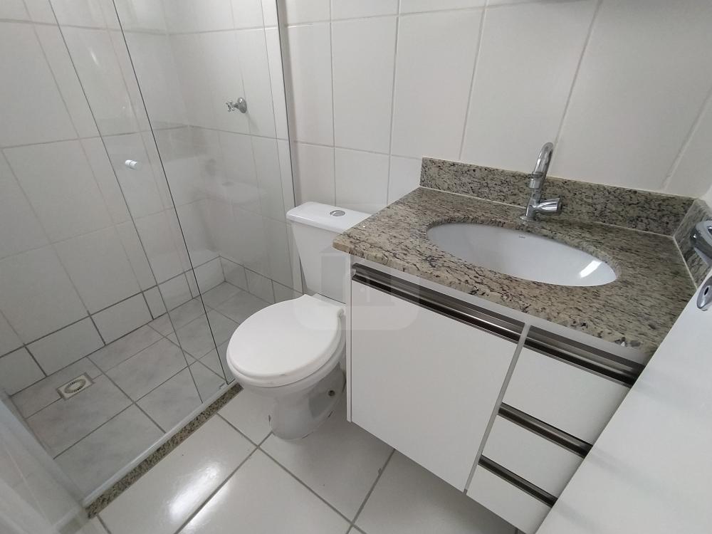 Alugar Apartamento / Padrão em Uberlândia R$ 850,00 - Foto 16