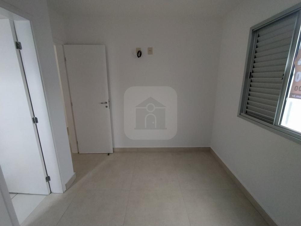 Alugar Apartamento / Padrão em Uberlândia R$ 850,00 - Foto 15